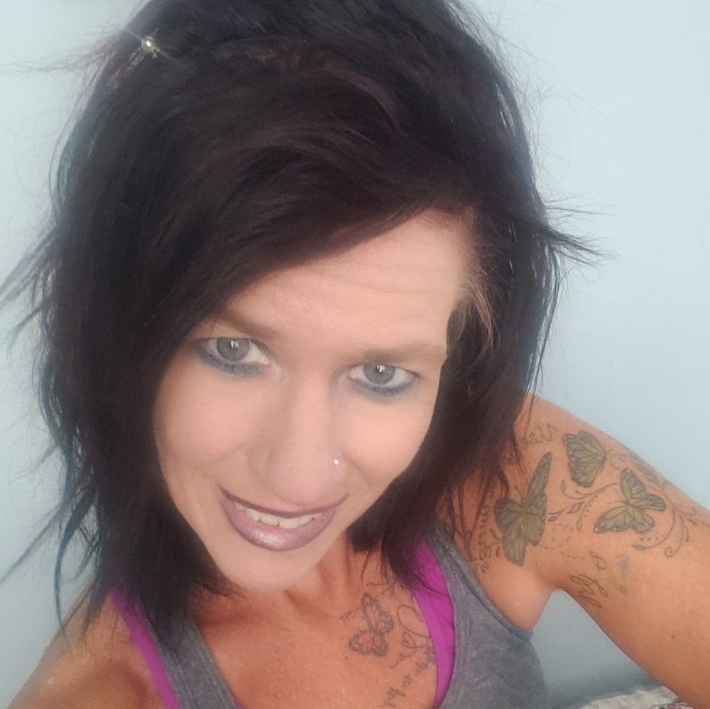 Meet your Posher, Connie